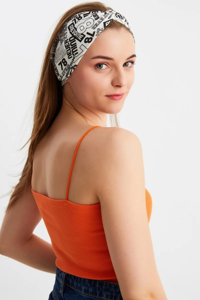 Butikgiz White Pattern Women's Cross Tied Cotton Combed Comb, Non-Slip, Soft, Flexible, Hair Band Bandana