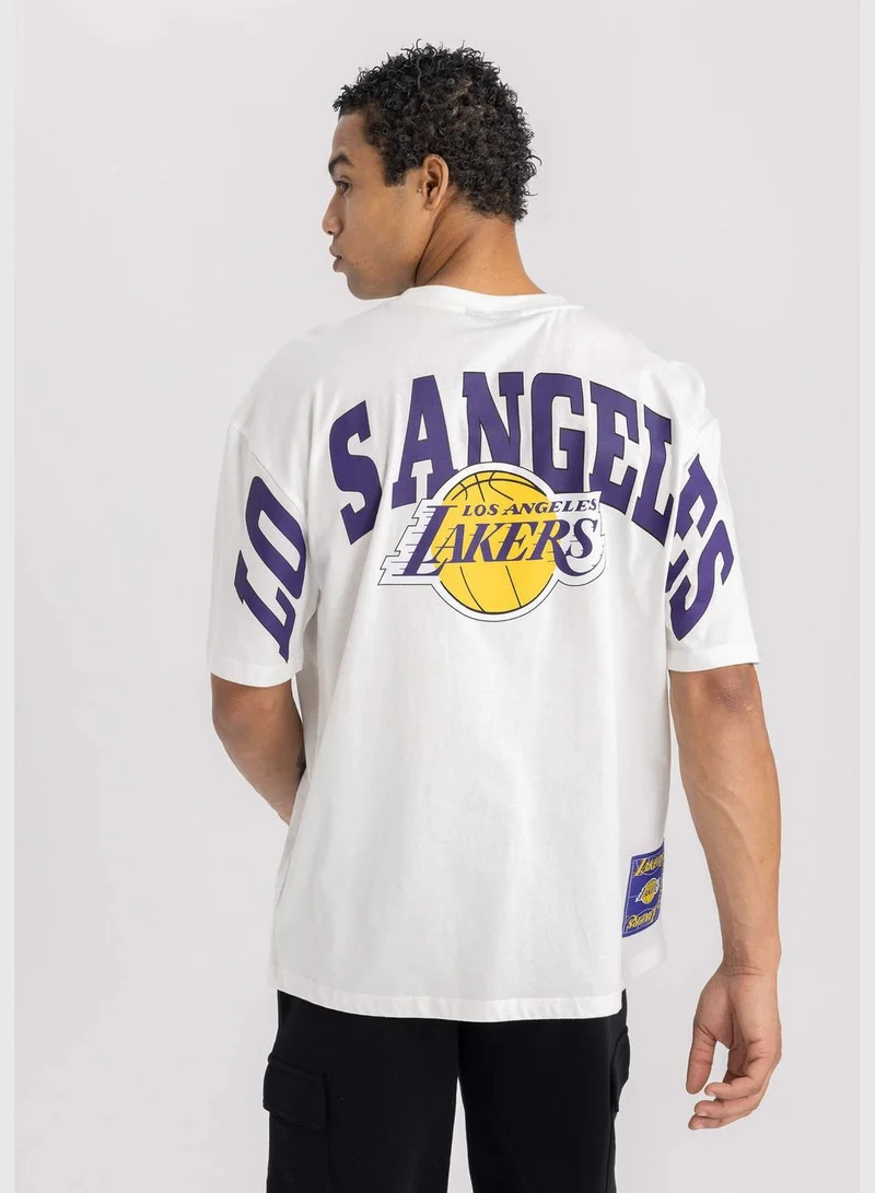 ديفاكتو Man NBA Los Angeles Lakers Knitted T-Shirt Oversize Fit