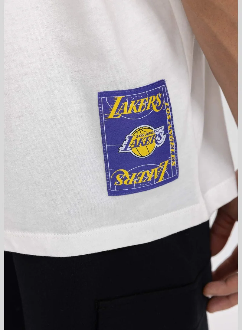 ديفاكتو Man NBA Los Angeles Lakers Knitted T-Shirt Oversize Fit