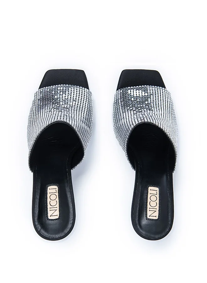 نيكولي بارون