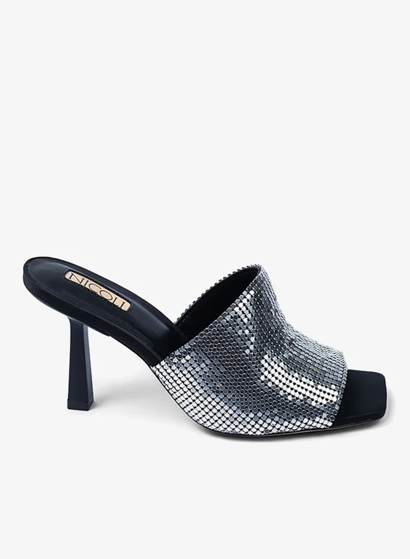 نيكولي بارون