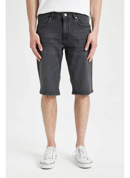 Man Regular Fit Jean Bermuda Shorts
