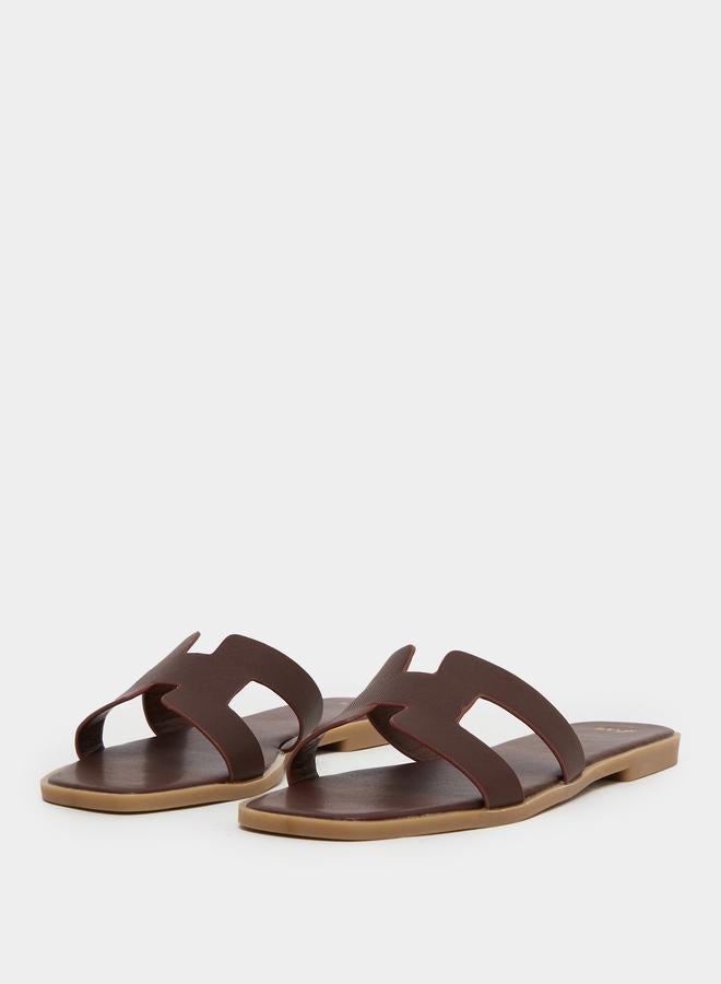 Styli Women Coffe Brown Plain H Upper Flat Sandals - Image 3