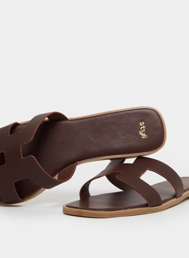 Styli Women Coffe Brown Plain H Upper Flat Sandals - Image 4