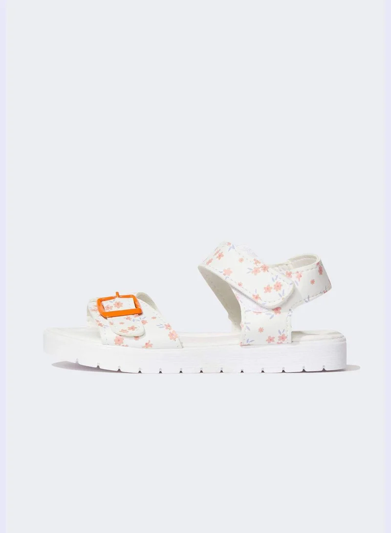 ديفاكتو Girl Casual Sandals