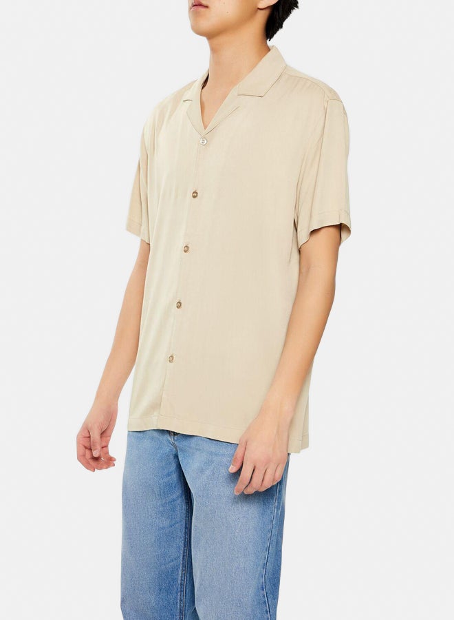 FOREVER 21 Rayon Cuban-Collar Shirt  - Image 4