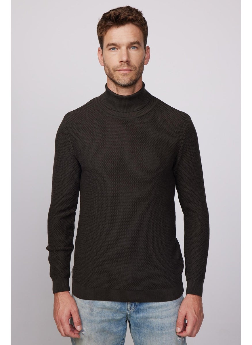 Slim Fit Narrow Cut Turtleneck Patterned Men's Sweater - pzsku/Z7CE136D942D4E015088AZ/45/_/1741264848/715d6fa4-a3ca-4136-8e91-ee832600594b