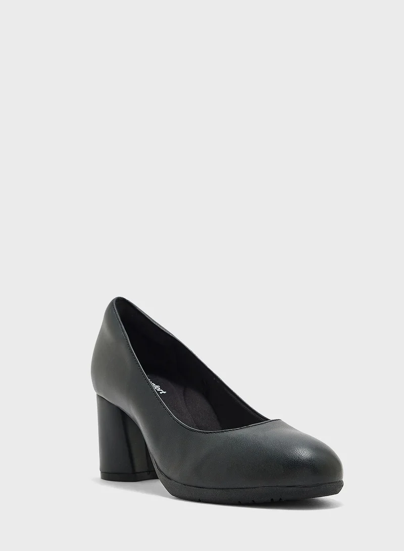 Le Confort Pointed Toe High-Heel Pumps