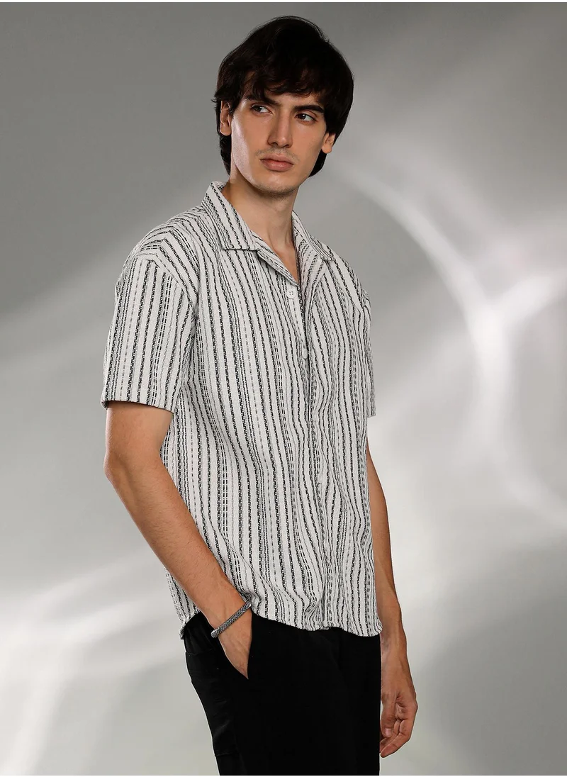 Campus Sutra Men's Off-White & Midnight Black Striped-Weave Oversized Shirt