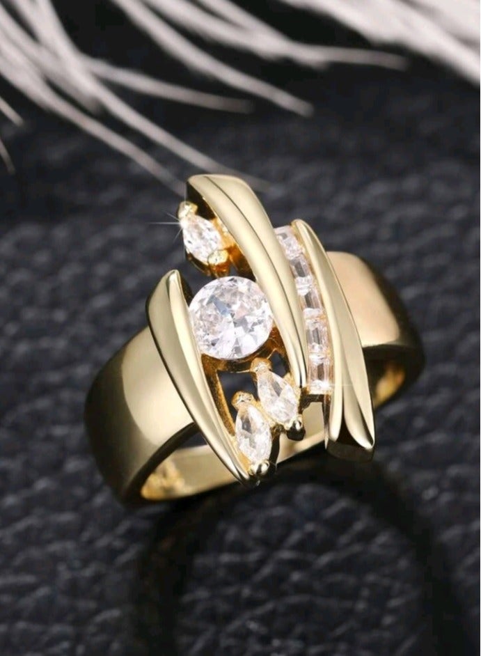 Attractives Trendy Gold Plated Ring For Women Size 6 - Image 2