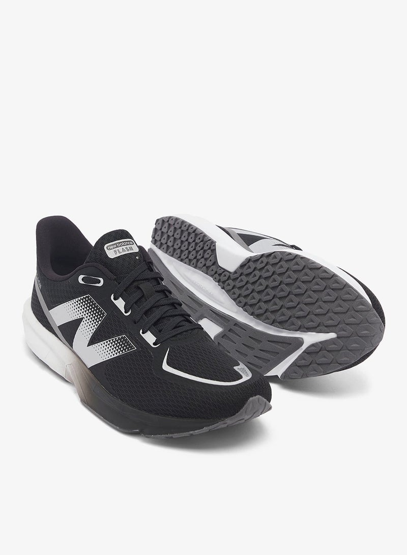 New Balance FLASH  Sports Shoes - Image 3