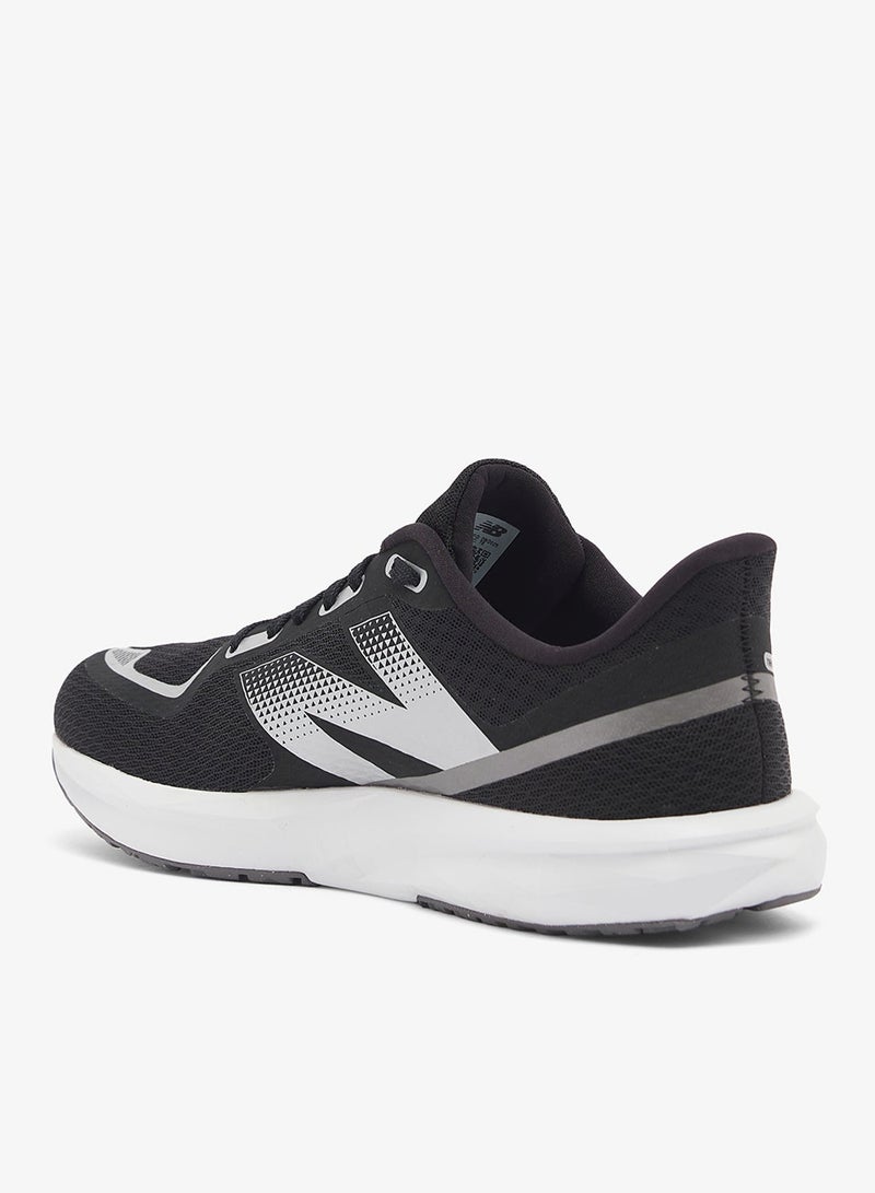 New Balance FLASH  Sports Shoes - Image 2