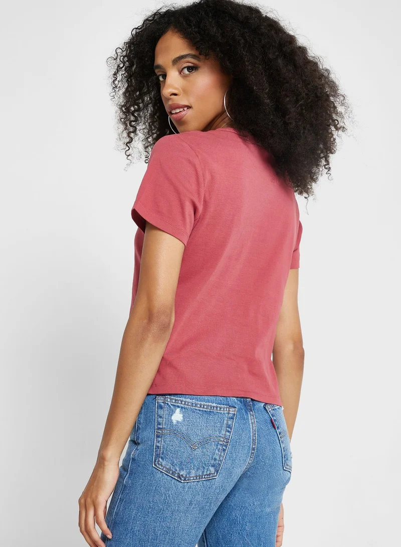 Levi's Round Neck Logo T-Shirt