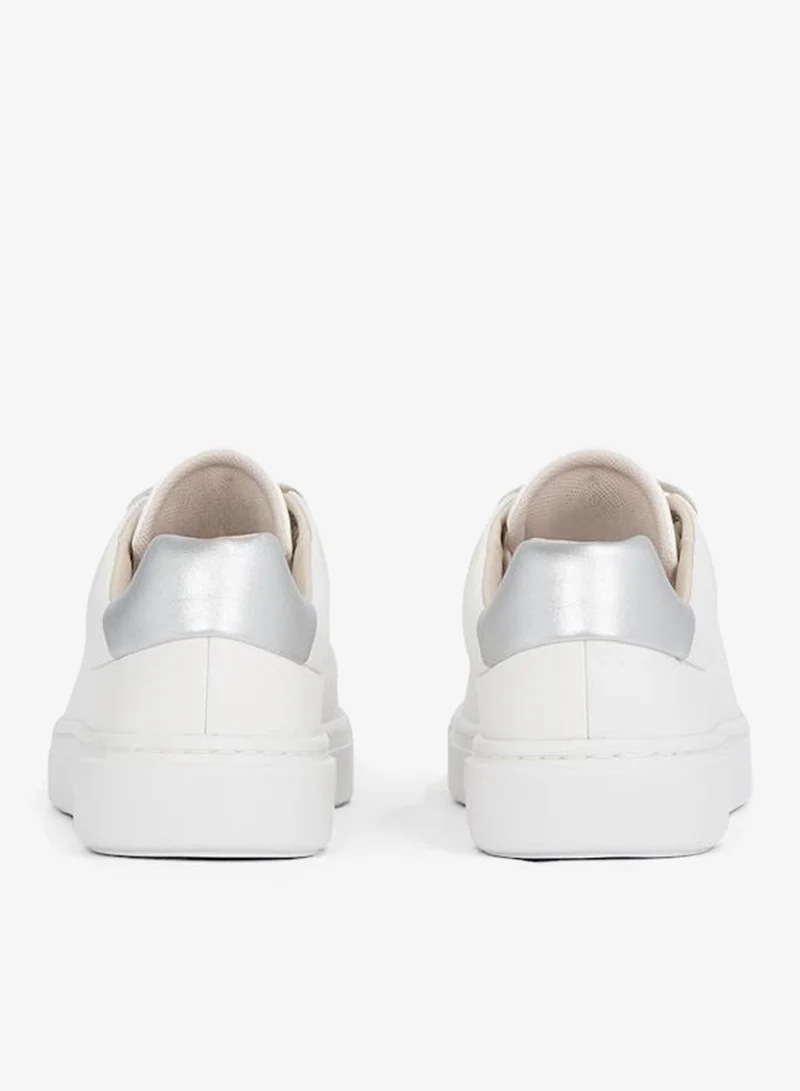 كالفن كلاين سنيكرز برباط وطبقة سفلية