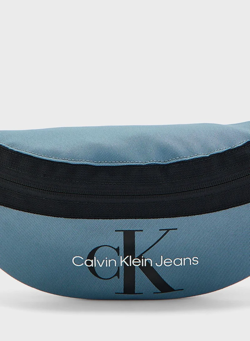 Calvin Klein Jeans Median Wash Bag