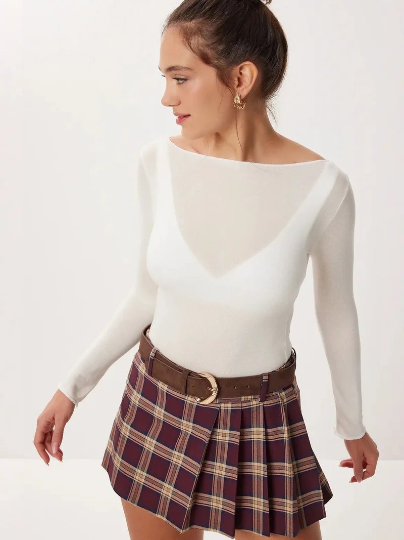 السعادة في إسطنبول ISTANBUL Slim Fit Boat Neck Blouse