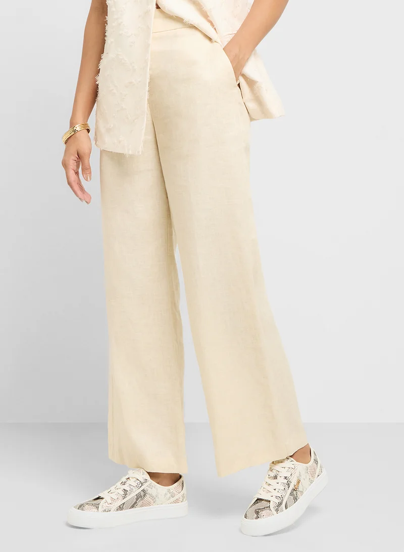 GUESS Lace Up Low Top Sneakers