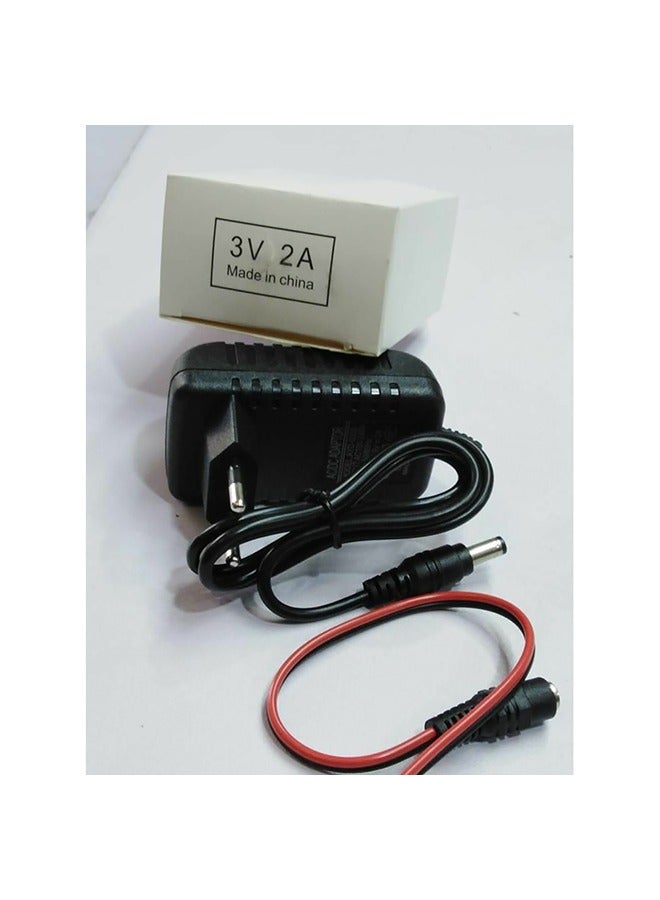 شاحن سخان 3V 2A يشير إلى شاحن يستخدم جهدًا كهربائيًا (3 فولت) و تيارًا كهربائيًا (2 أمبير) لتوفير الطاقة لجهاز سخان كهربائي