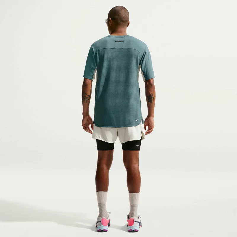 Nike Men's ACG Dri-FIT ADV Solar Chase Running Top