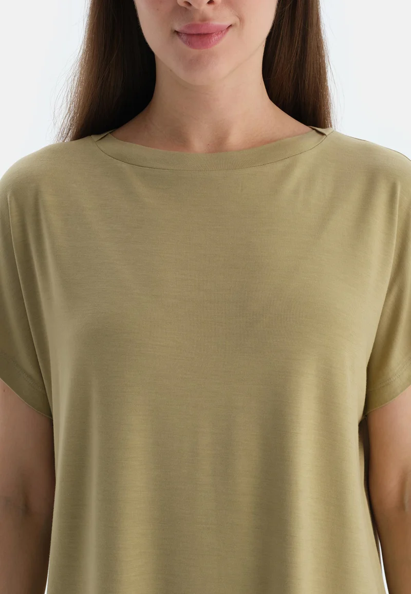 dagi  Mid Rise Green Square Neck Viscose Blend T-shirt & Shorts Nightwear Set for Women | Best Price UAE