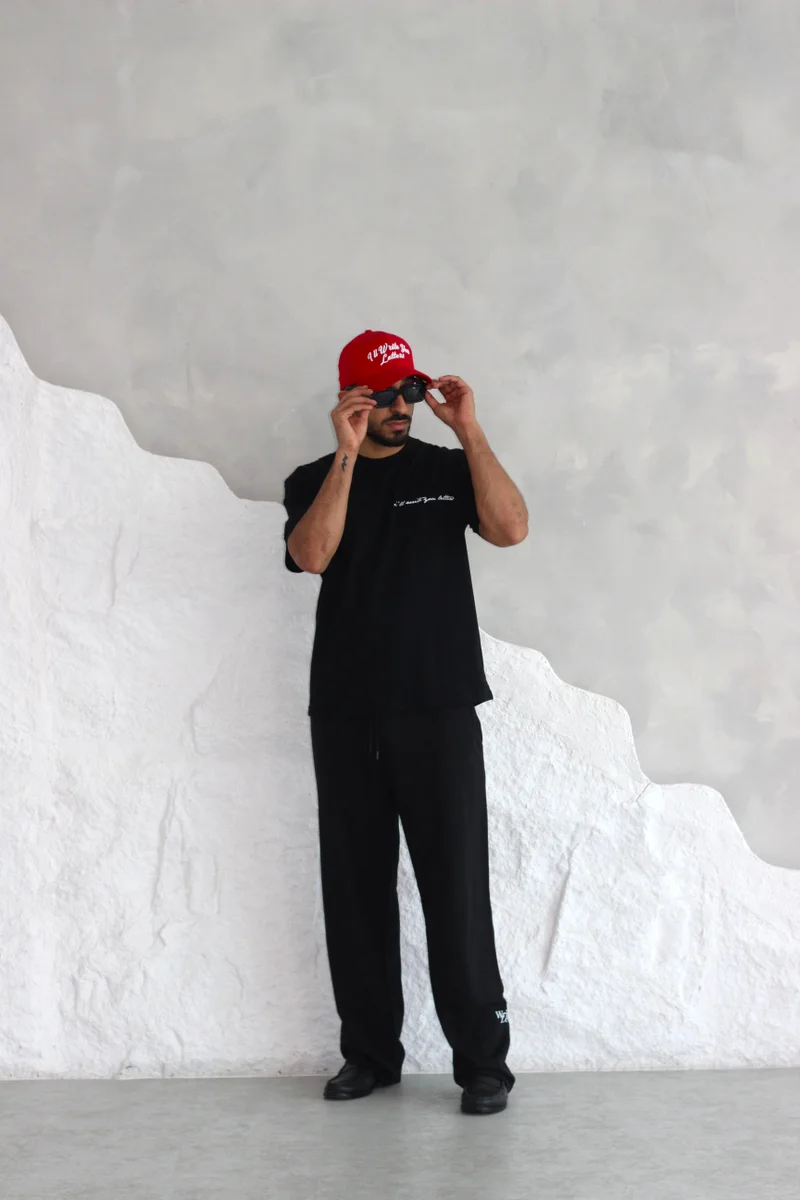 ال رايت يو لترز Black Panda Logo Tee