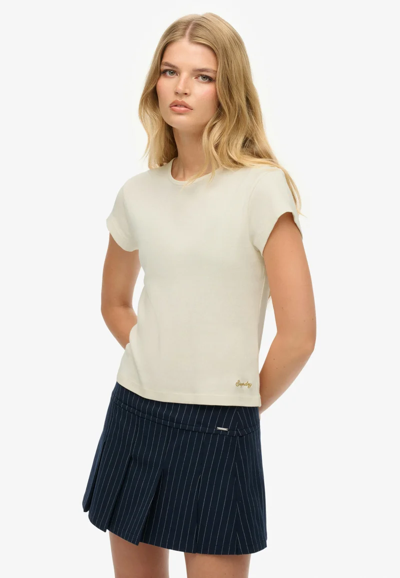 Athletic Essential T-Shirt