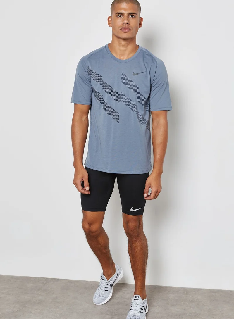 Nike Essential Power  Half Tights