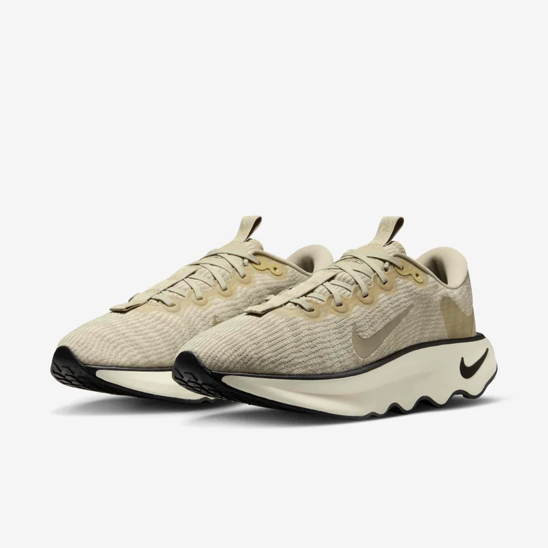 Nike Men's Motiva Walking Shoes