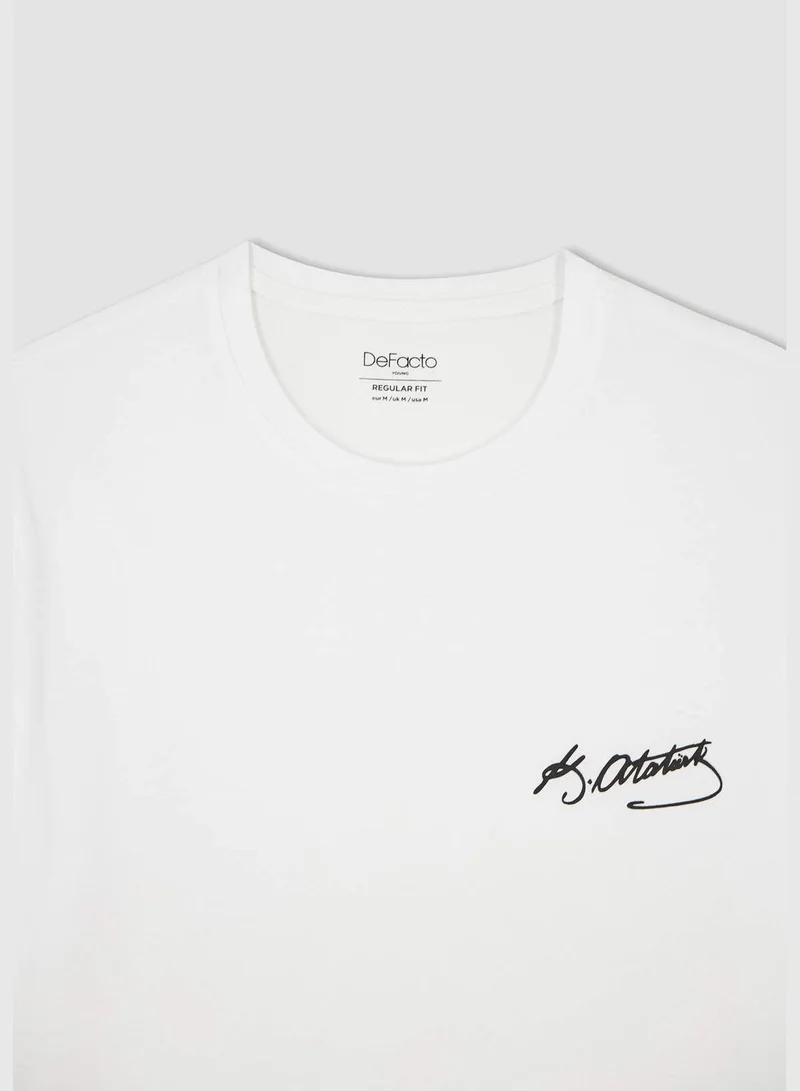 ديفاكتو Regular Fit Crew Neck Printed Cotton Combed T-Shirt