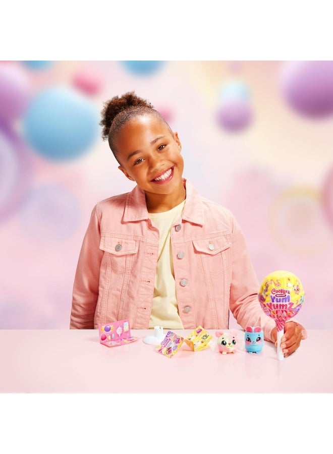 Cookeez Makery Yum Yumz Twin Pack, Series 3, Full of Fun & Yum, 2 Sweet Scented Plush Surprises Inside A Lollipop, 30+ Plush Candy Pets to Collect - Image 3