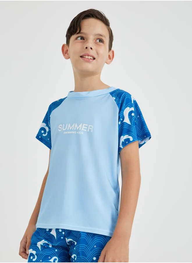Styli Styli Boys Printed Raglan Sleeve T-Shirt and Shorts Swimsuit