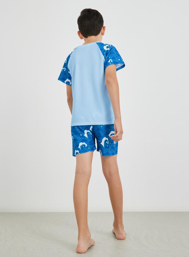 Styli Styli Boys Printed Raglan Sleeve T-Shirt and Shorts Swimsuit - Image 5