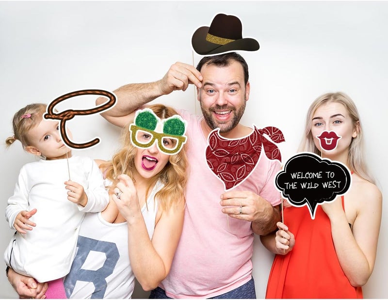 Tinksky تينيكسي 18 حزمة من إكسسوارات تصوير الكاوبوي لافتة تصوير غربية زينة حفلات مع عصي من الخيزران لعيد الميلاد لوازم حفلات الفتاة الكاوبوي - Image 4