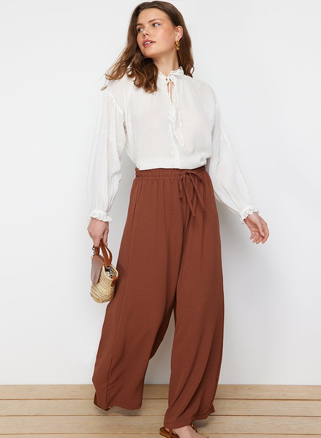 trendyol Brown Loose Leg Woven Pants TCTSS22PL0240  - Image 3