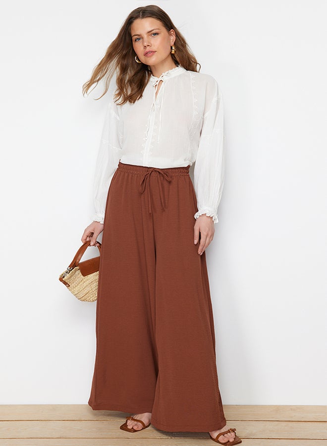 trendyol Brown Loose Leg Woven Pants TCTSS22PL0240  - Image 2