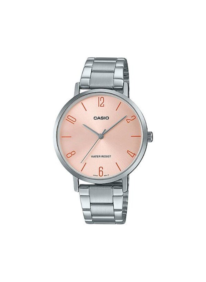 كاسيو ساعة كاسيو LTP-VT01D-4B2 للنساء – سوار ستانلس ستيل فضي مع قرص وردي فاتح بسيط - Image 1