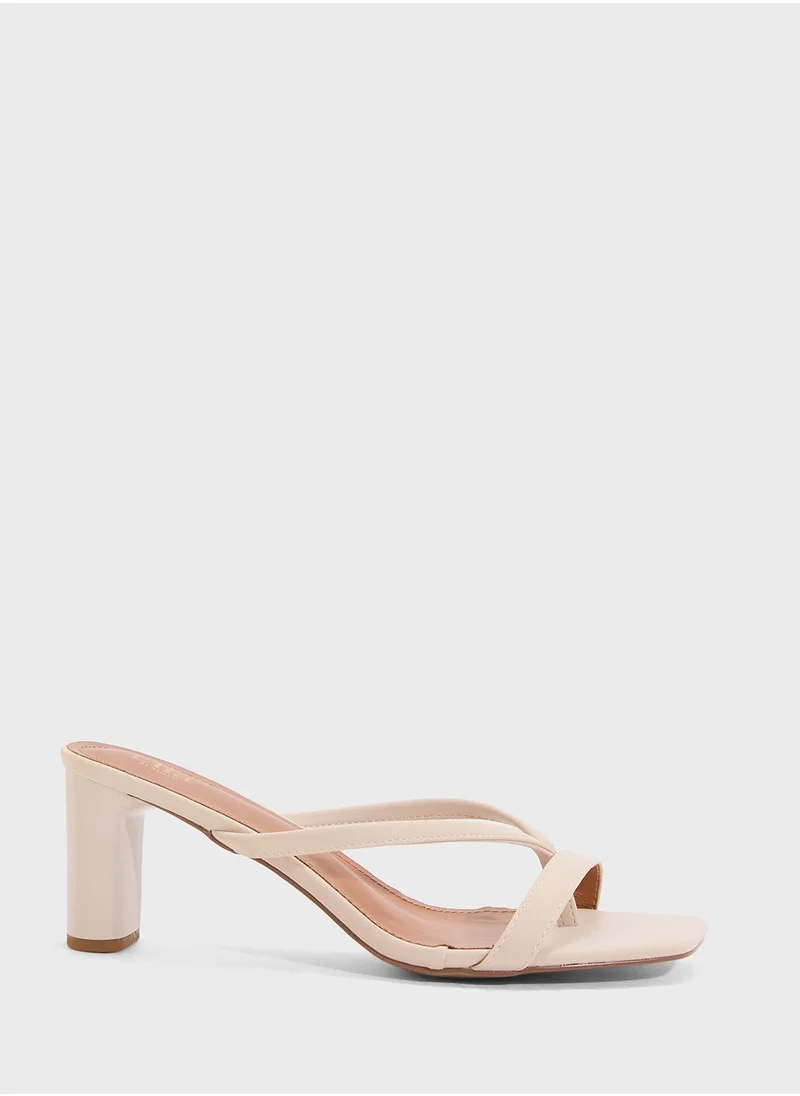 Khizana Chic Combo: Heels & Bags Save 30%