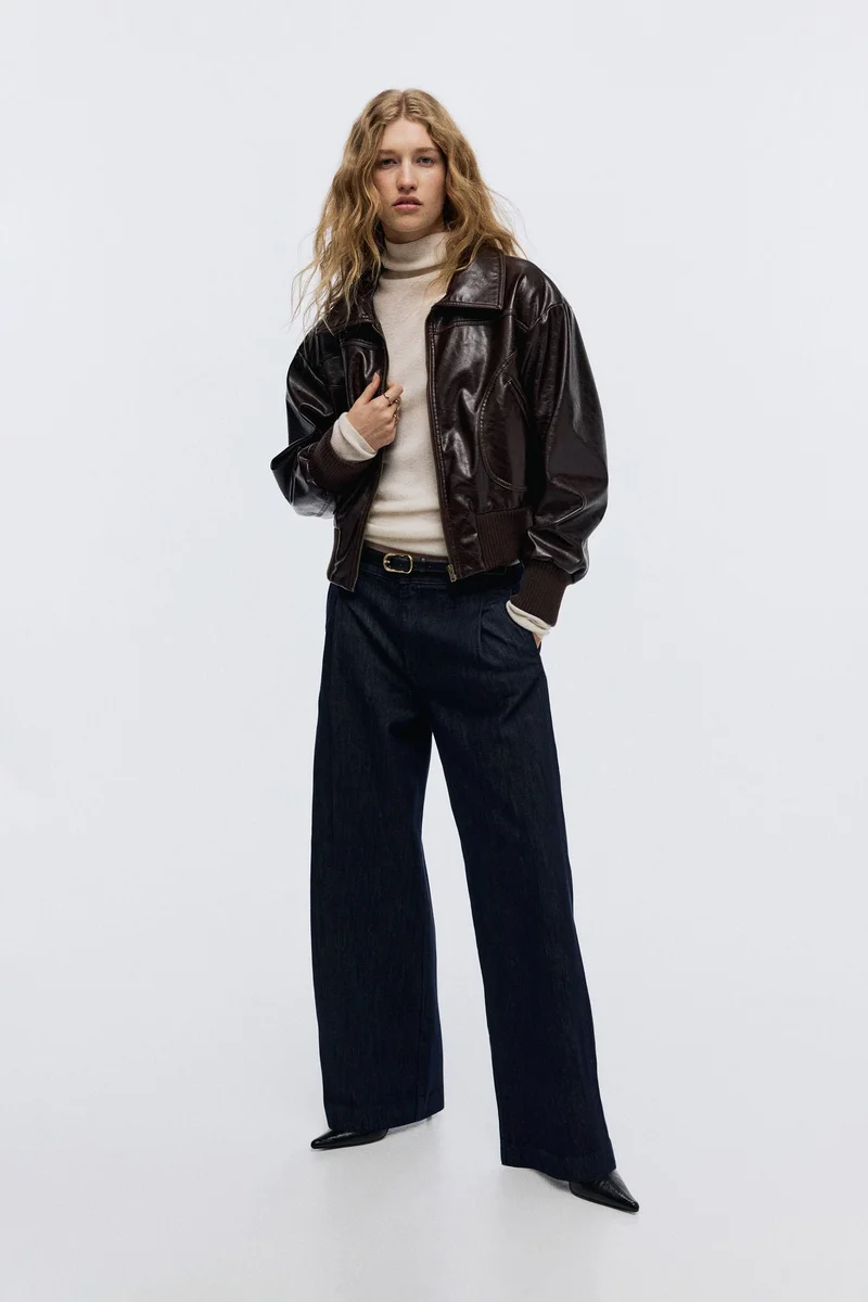 اتش اند ام جينز بخصر عالي وقصّة واسعة