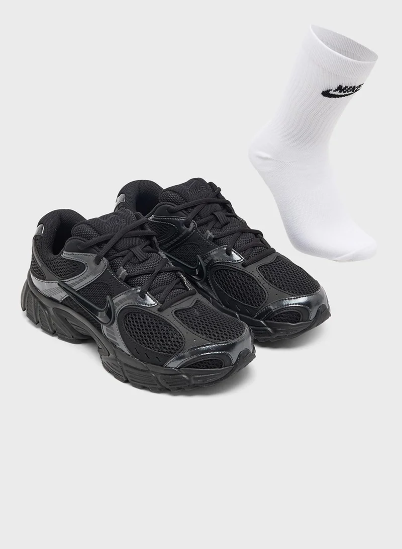 نايكي nike shoes & socks combo