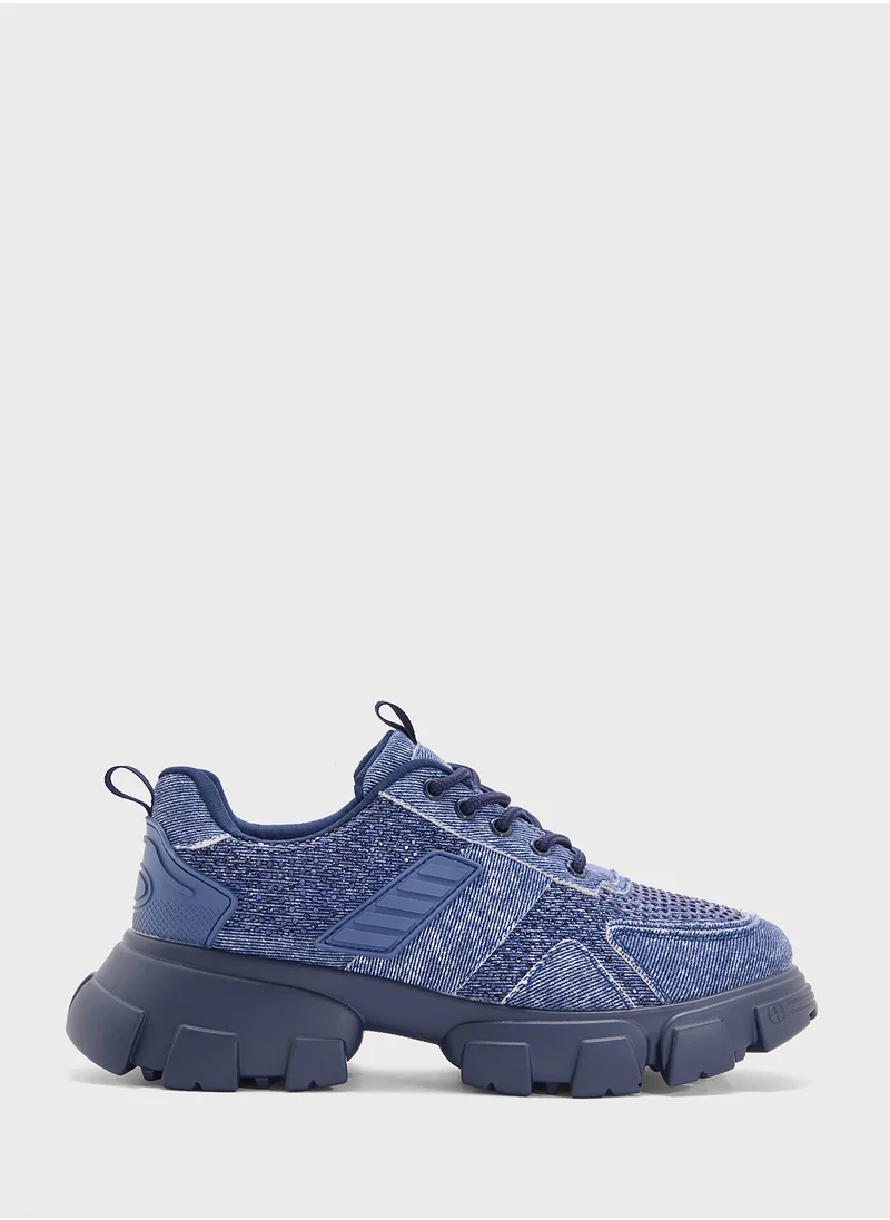 اوزو Chunky Sneaker
