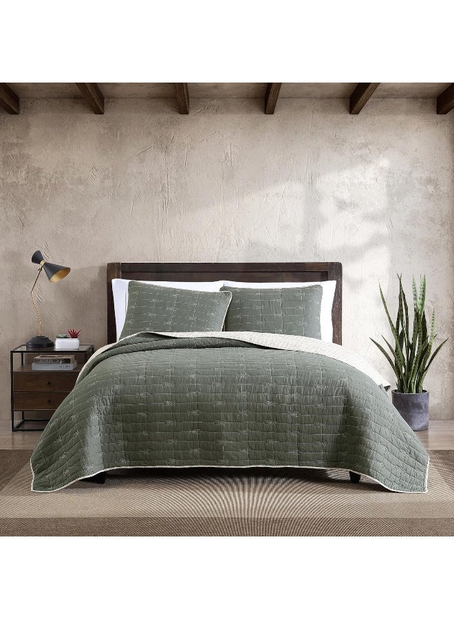 Eddie Bauer - Queen Quilt Set, Reversible Cotton Blend Bedding with Lightweight Feel, 3 Piece Bed Set with Matching Pillowcases (Troutdale Green) - Image 1