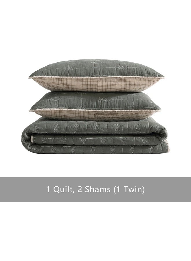 Eddie Bauer - Queen Quilt Set, Reversible Cotton Blend Bedding with Lightweight Feel, 3 Piece Bed Set with Matching Pillowcases (Troutdale Green) - Image 5