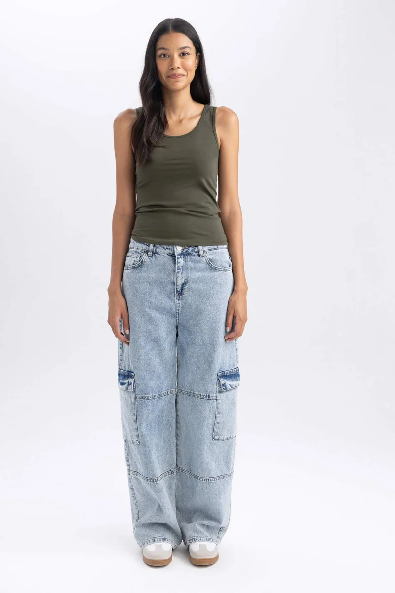 ديفاكتو Slim Fit Tank Top