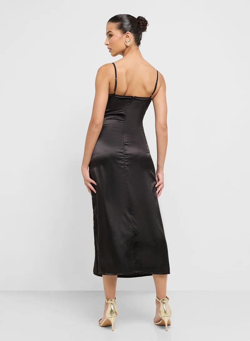 جينجر Satin Slip Dress