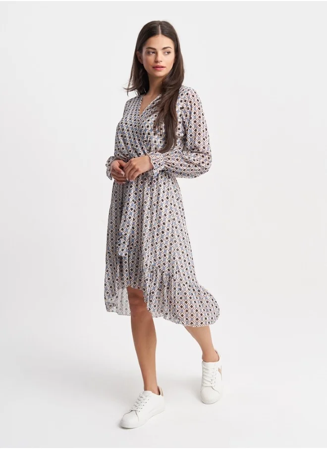 ZABAIONE Women's Navy Blue Geometric Print Wrap Dress
