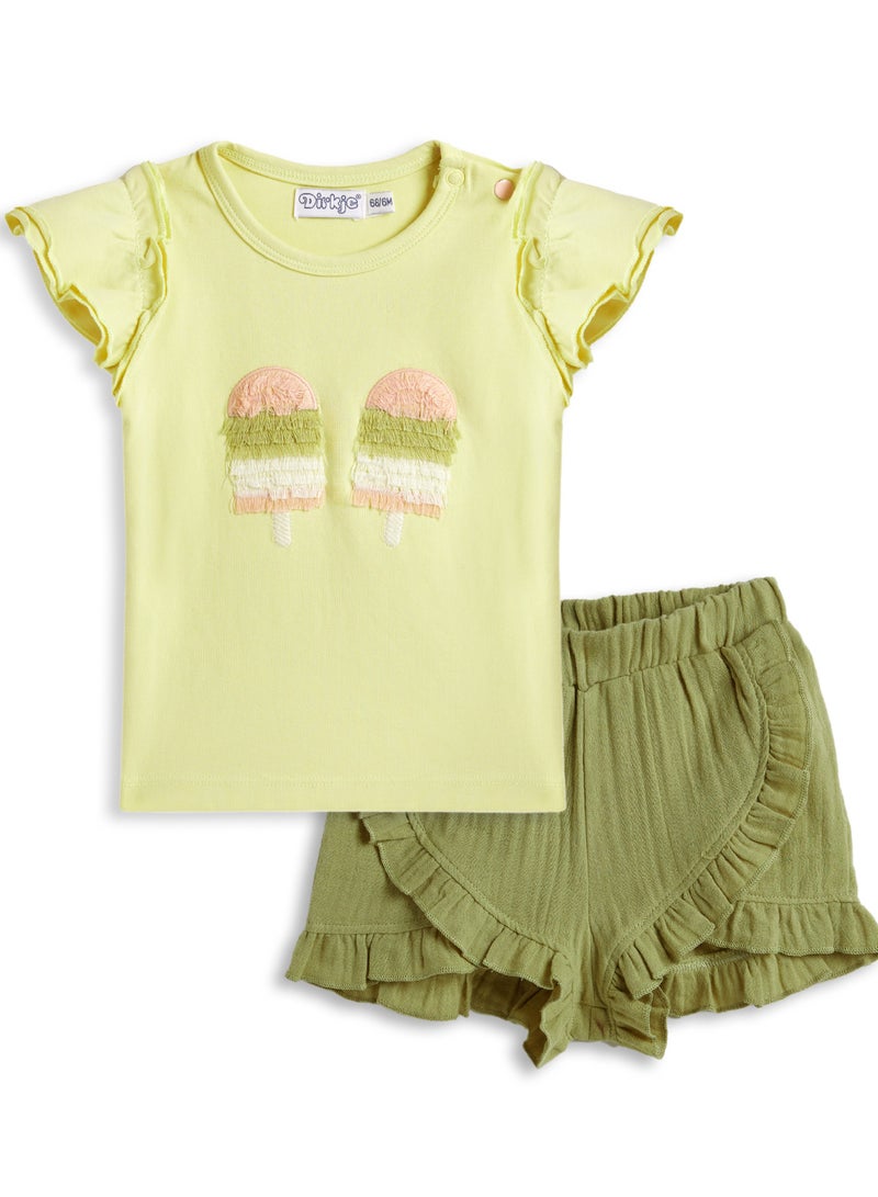 Dirkje T-shirt & Shorts - Image 1