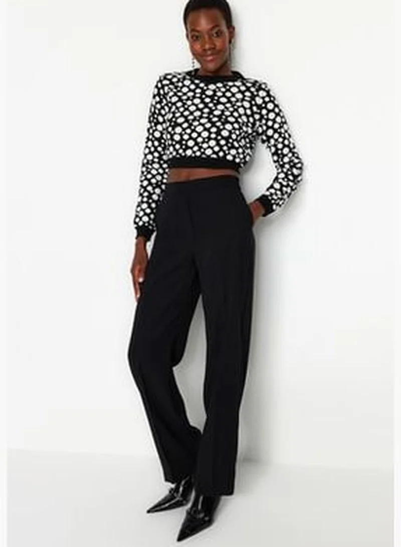 trendyol Black Super Crop Crew Neck Knitwear Sweater TWOAW24KZ00855