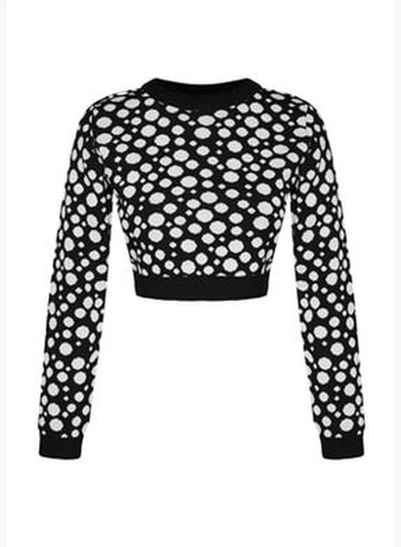 trendyol Black Super Crop Crew Neck Knitwear Sweater TWOAW24KZ00855