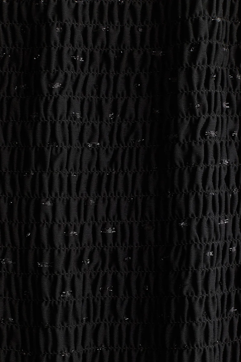 اتش اند ام فستان مكشكش بخياطة مطاطية