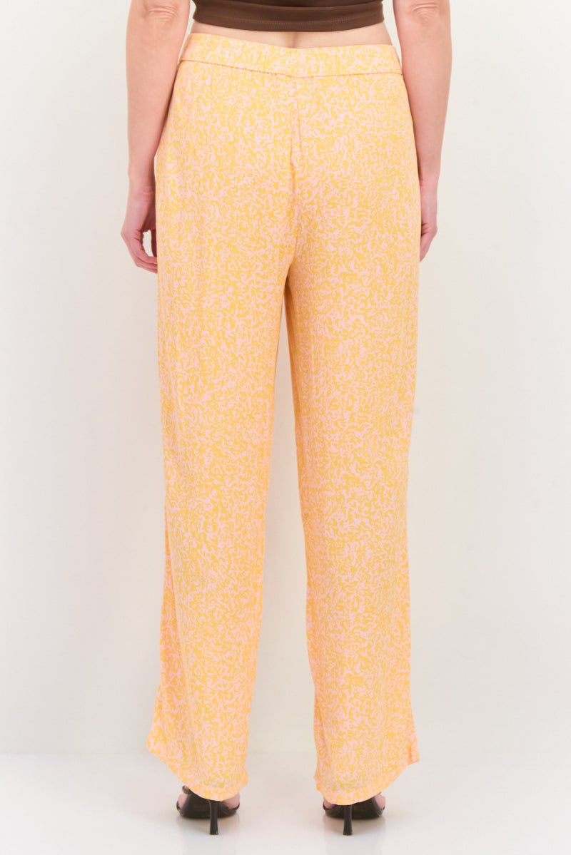 VERO MODA Women Regular Fit Allover Printed Wide Leg Pants, Orange - Image 4